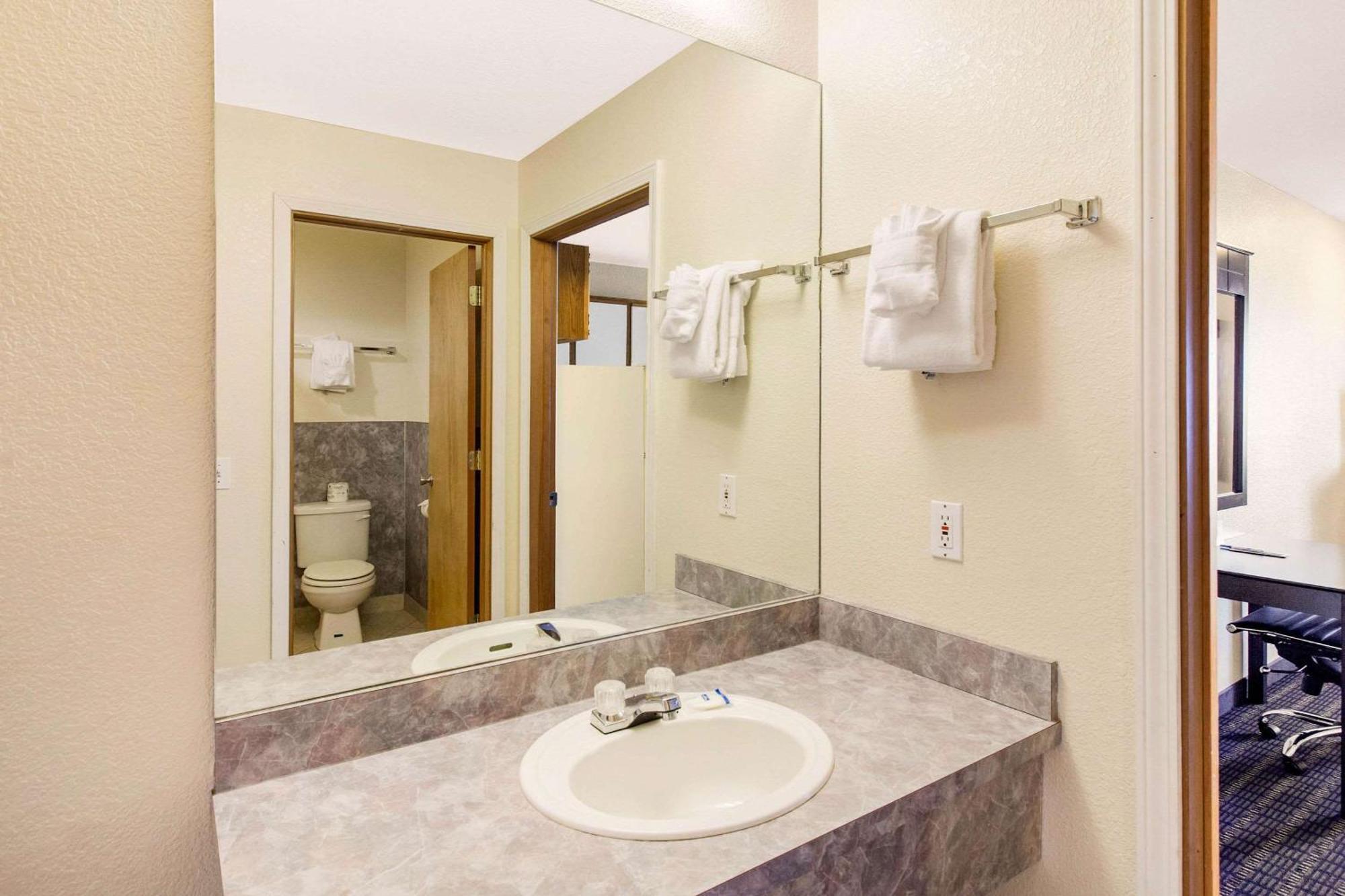 Rodeway Inn Coeur D'Alene Exteriér fotografie